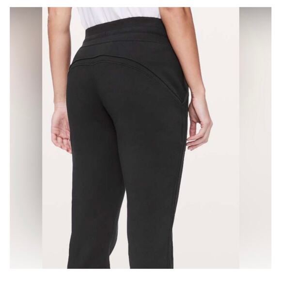 Lululemon Athletica Warm Down Joggers sweatpants Size 12 Faded Black - Picture 12 of 12